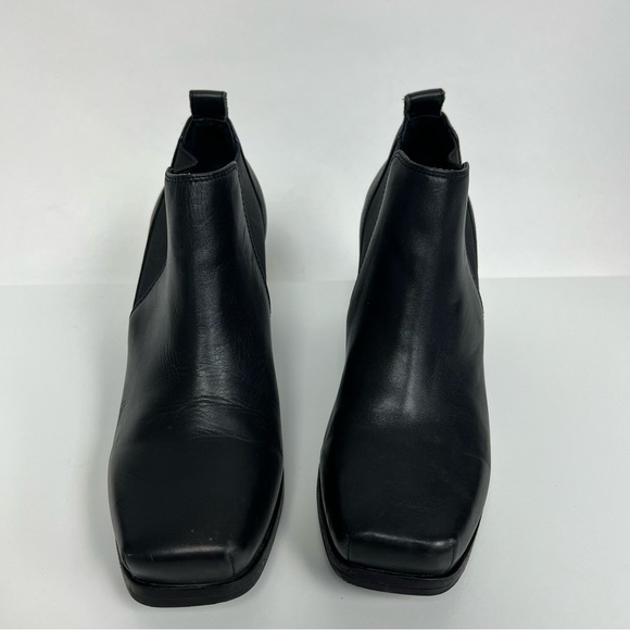 Intentionally Blank Black Leather Ankle Boots Heeled Bootie Square Toe 39 US 9 - Picture 2 of 10